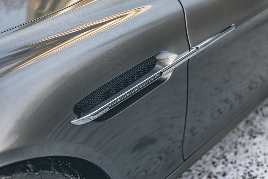 2011 Aston Martin Rapide - Image 29 of 31