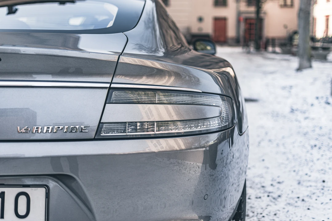 2011 Aston Martin Rapide - Image 23 of 31