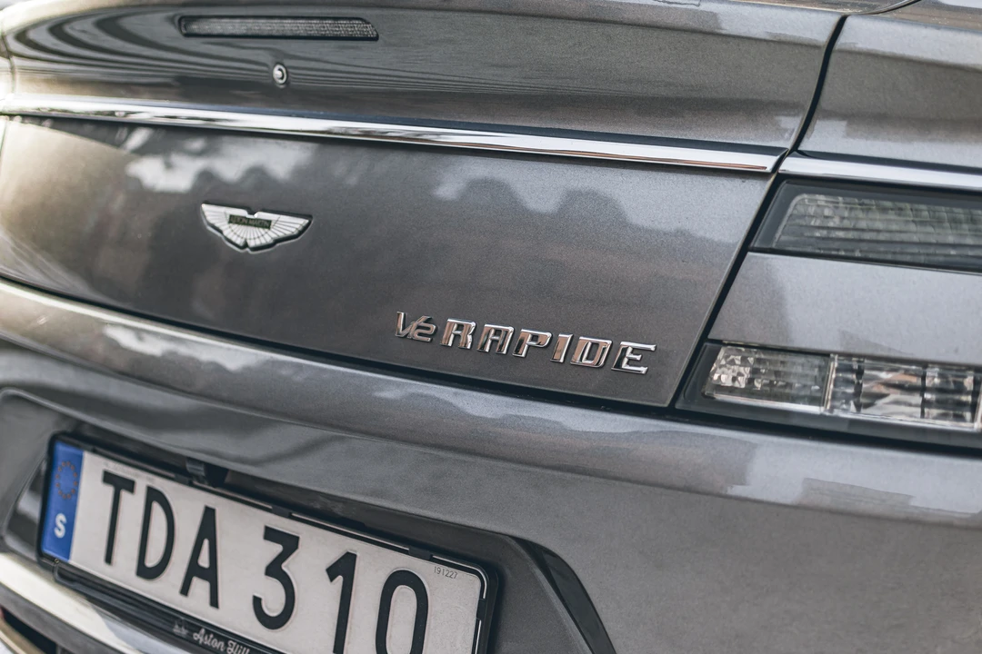 2011 Aston Martin Rapide - Image 25 of 31