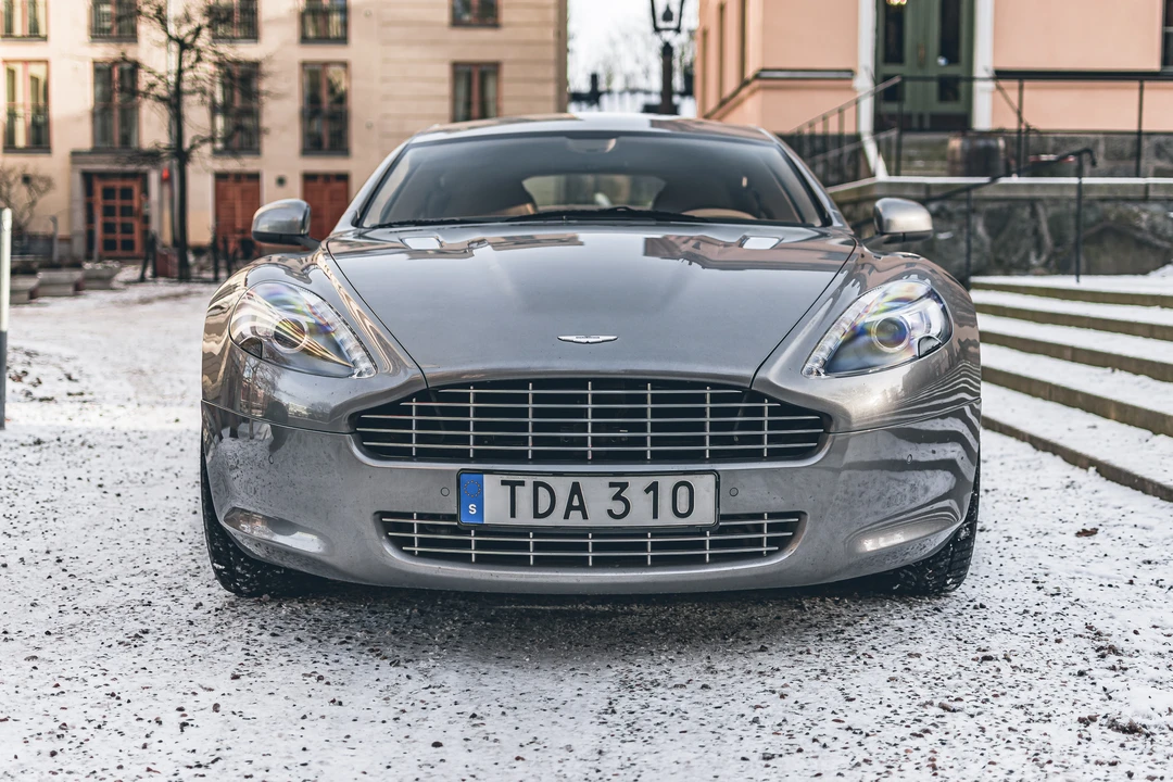 2011 Aston Martin Rapide - Image 11 of 31