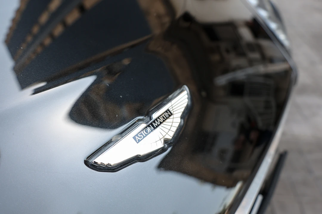 2011 Aston Martin V12 Vantage (2010-2018) - Image 17 of 31
