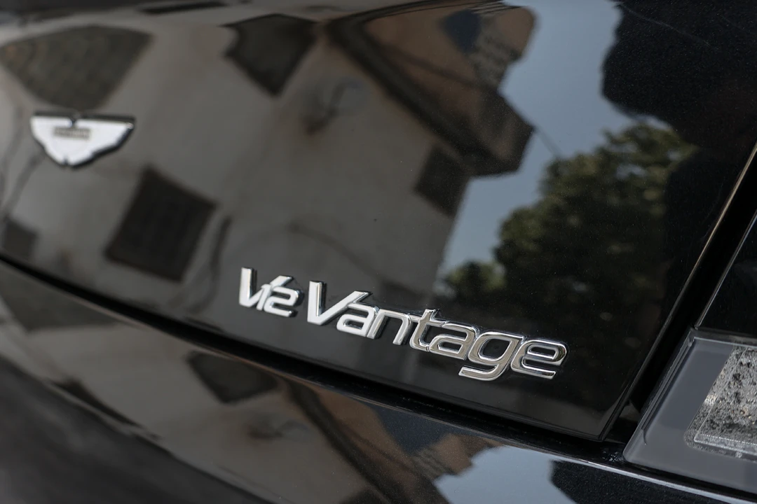 2011 Aston Martin V12 Vantage (2010-2018) - Image 28 of 31