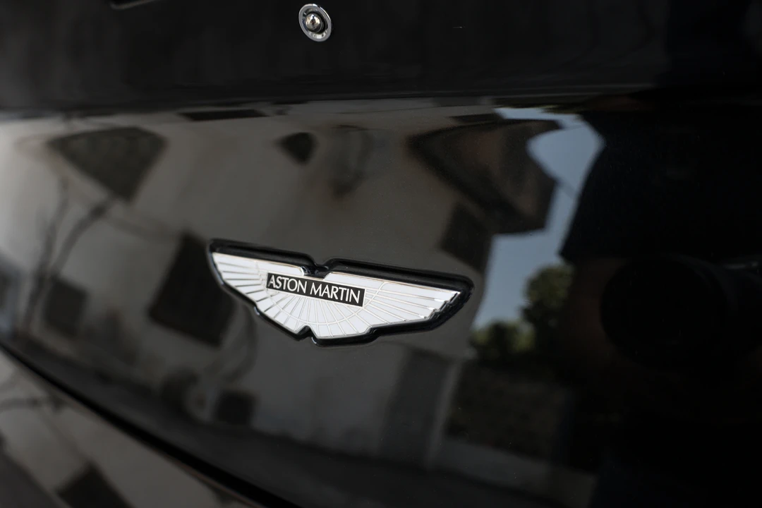 2011 Aston Martin V12 Vantage (2010-2018) - Image 29 of 31