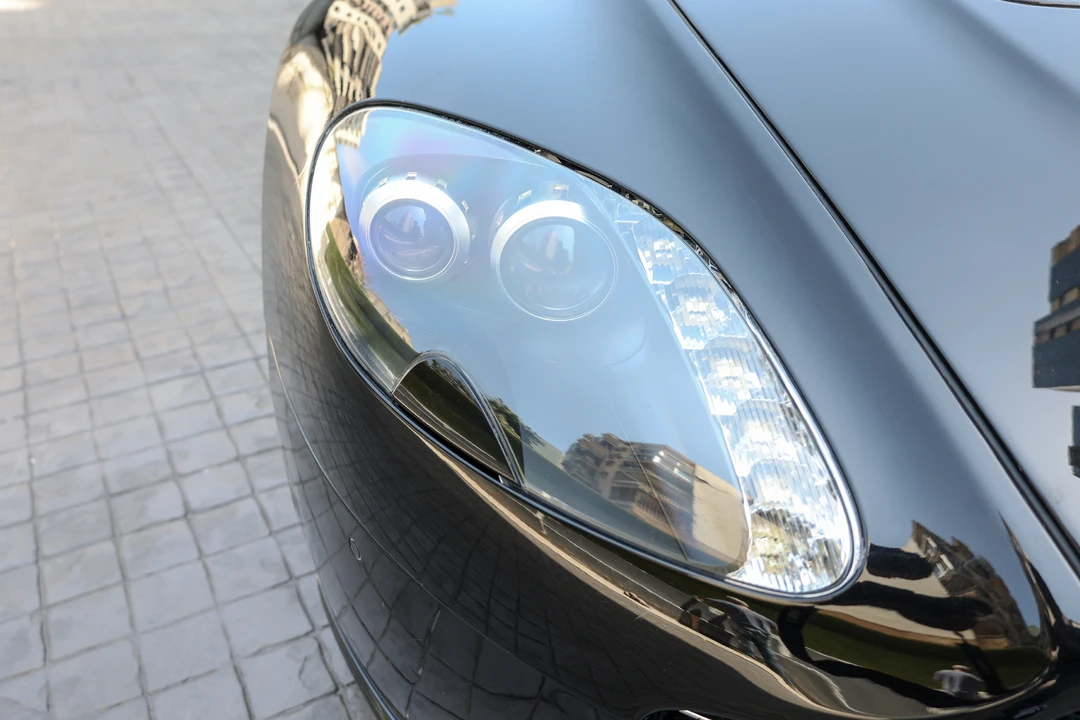 2011 Aston Martin V12 Vantage (2010-2018) - Image 22 of 31