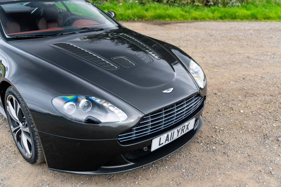 2011 Aston Martin V12 Vantage (2010-2018) - Image 27 of 31