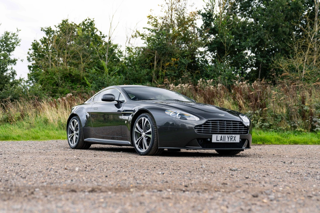 2011 Aston Martin V12 Vantage (2010-2018) - Image 10 of 31