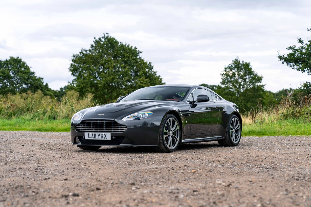 2011 Aston Martin V12 Vantage (2010-2018) - Image 12 of 31