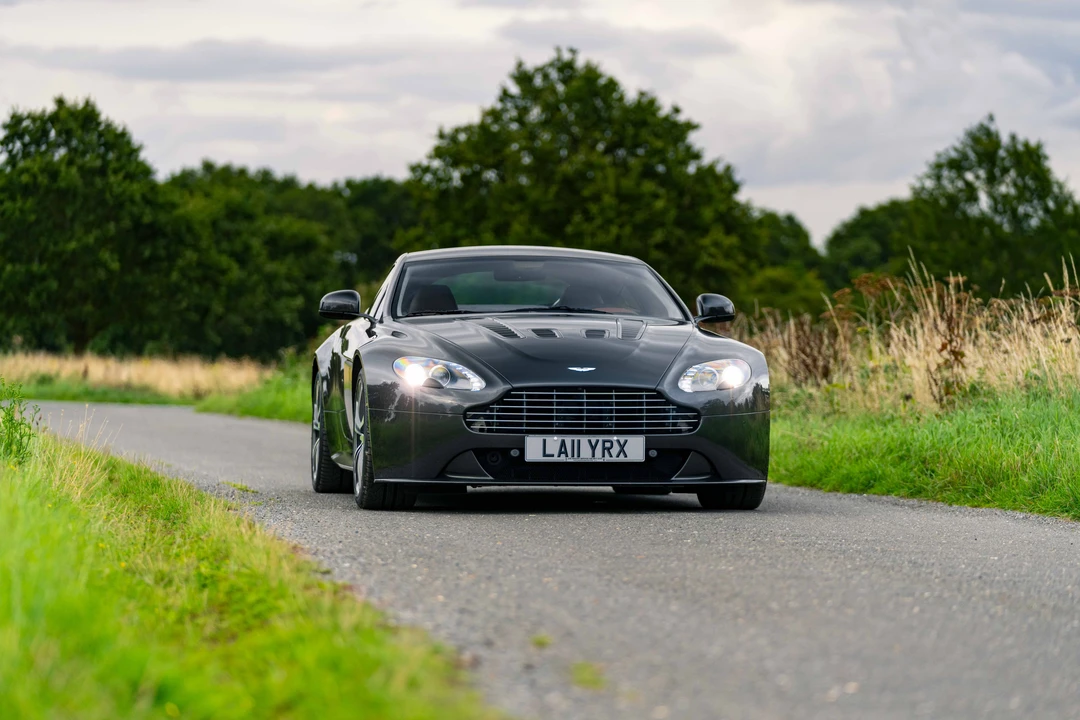 2011 Aston Martin V12 Vantage (2010-2018) - Image 17 of 31