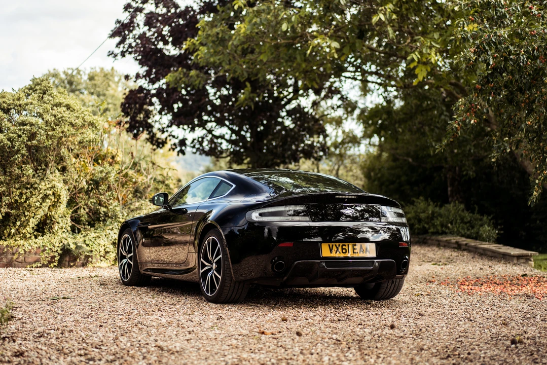 2011 Aston Martin V8 Vantage (2006-2017) - Image 3 of 31