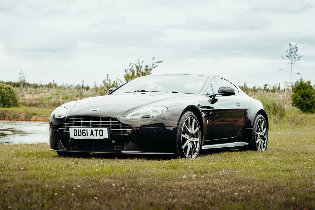 2011 Aston Martin V8 Vantage (2006-2017) - Image 4 of 31