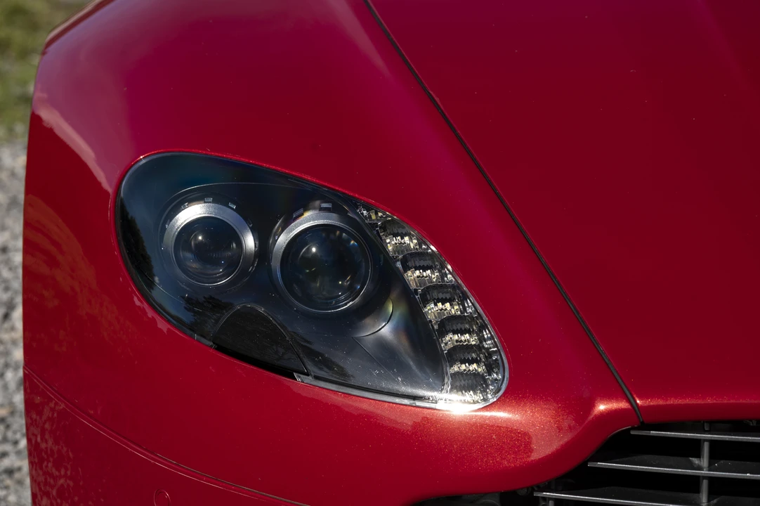 2010 Aston Martin V8 Vantage (2006-2017) - Image 20 of 31