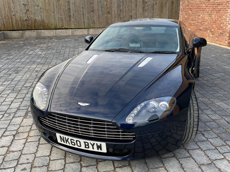 2011 Aston Martin V8 Vantage (2006-2017) - Image 7 of 31