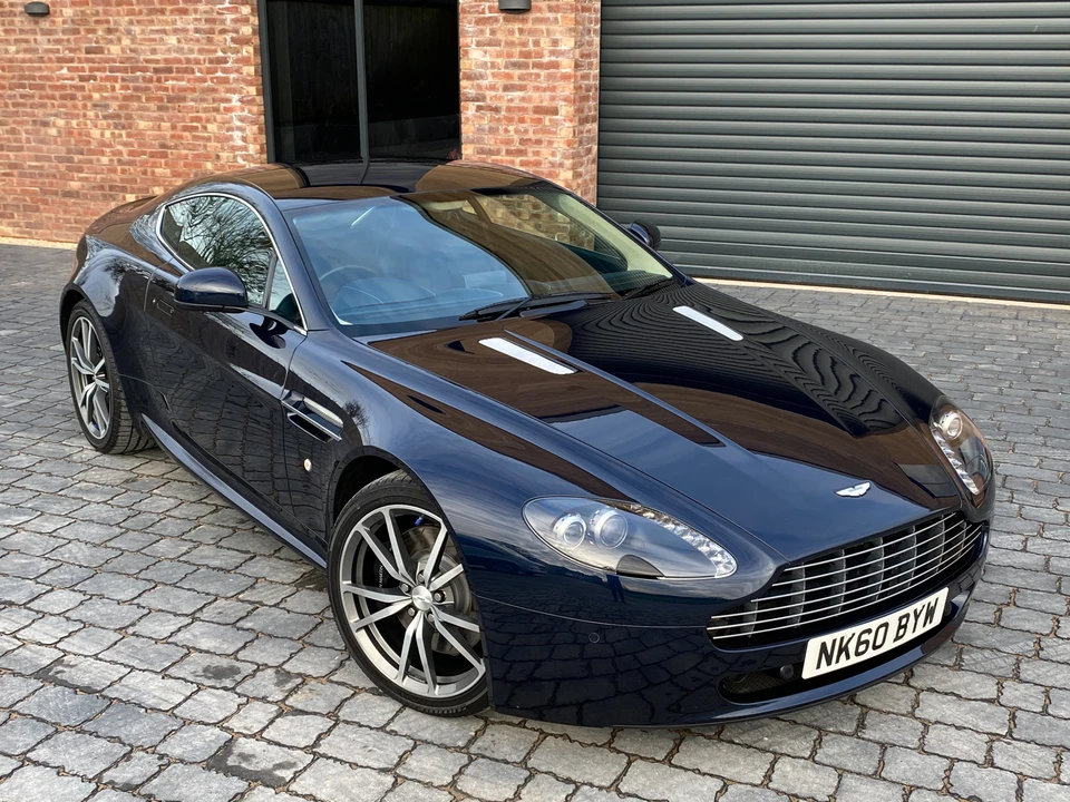 2011 Aston Martin V8 Vantage (2006-2017) - Image 22 of 31