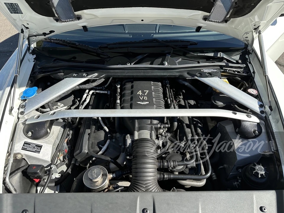 2011 Aston Martin V8 Vantage (2006-2017) - Image 3 of 4