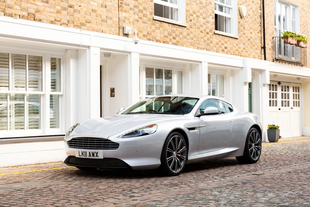 2011 Aston Martin Virage (2011-2012) - Image 16 of 31