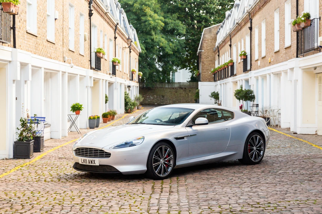 2011 Aston Martin Virage (2011-2012) - Image 12 of 31