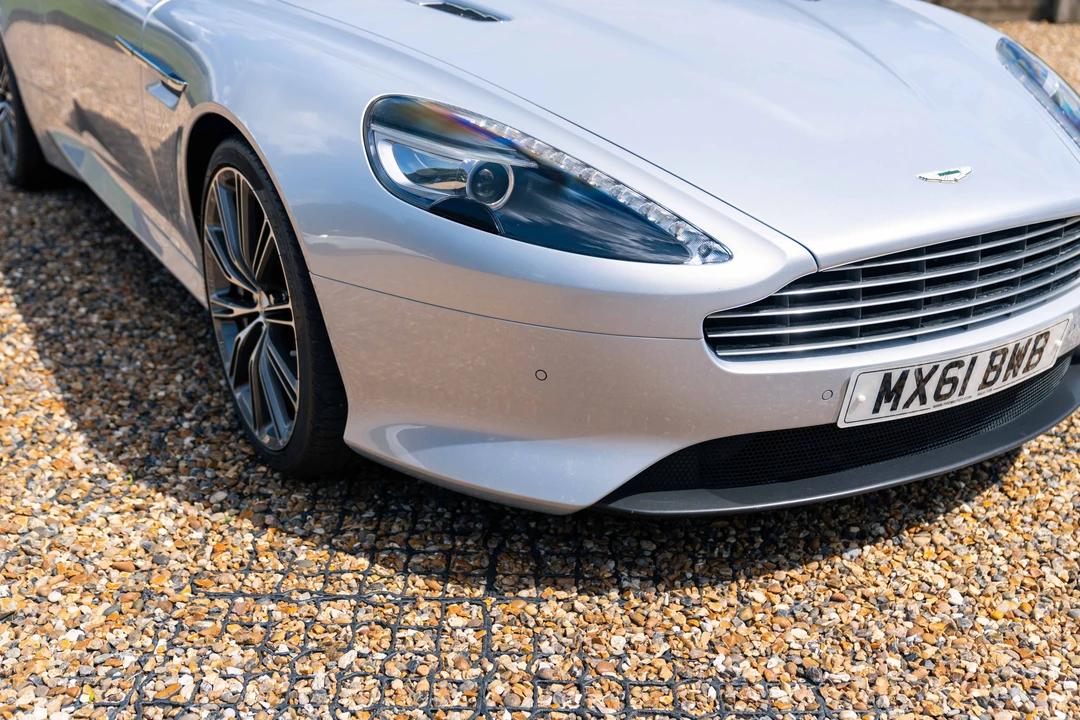 2011 Aston Martin Virage (2011-2012) - Image 29 of 31