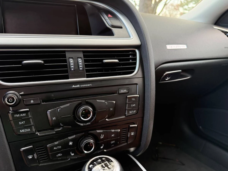 2011 Audi B8 A5 - Image 4 of 10