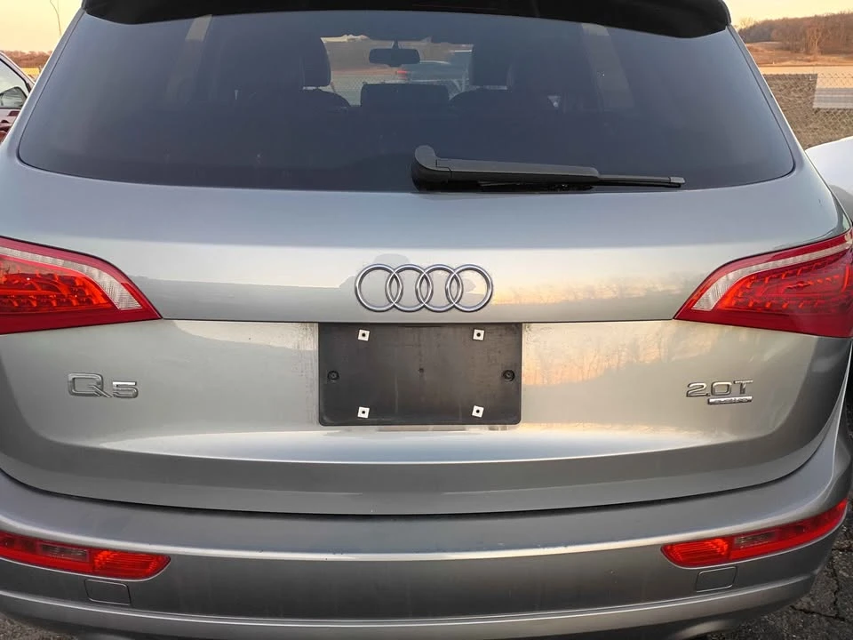 2011 Audi 8R Q5 - Image 6 of 6