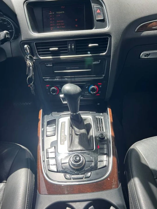 2011 Audi 8R Q5 - Image 7 of 9