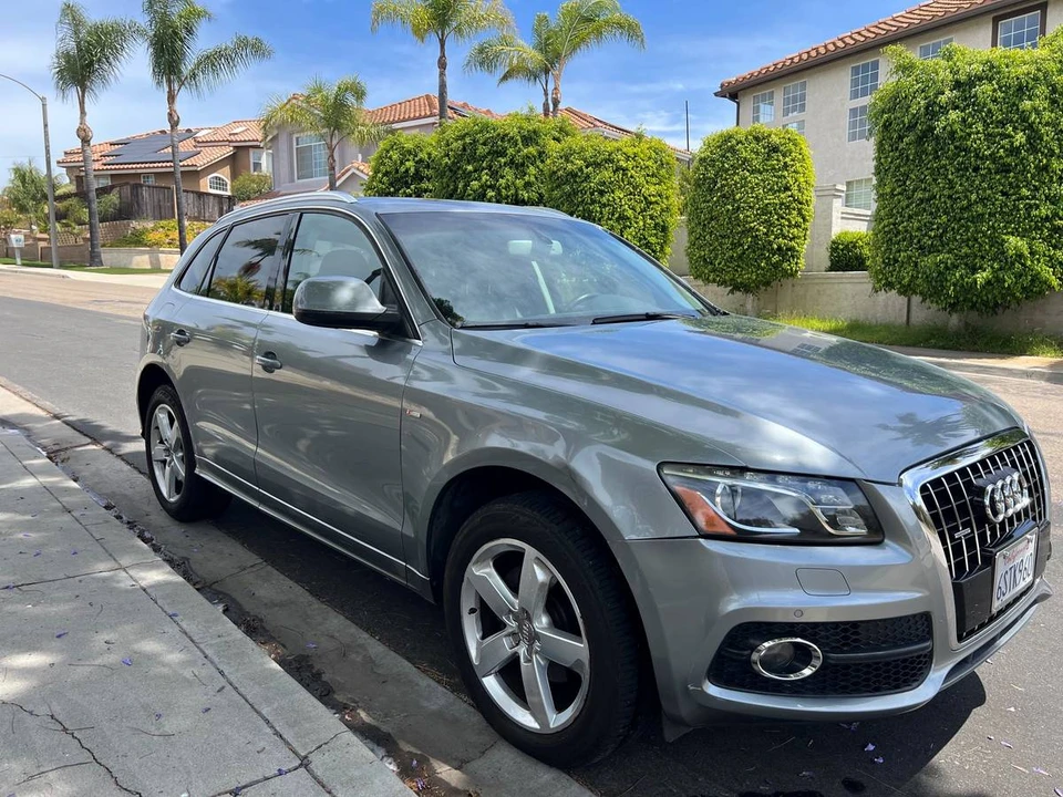 2011 Audi 8R Q5 - Image 2 of 9