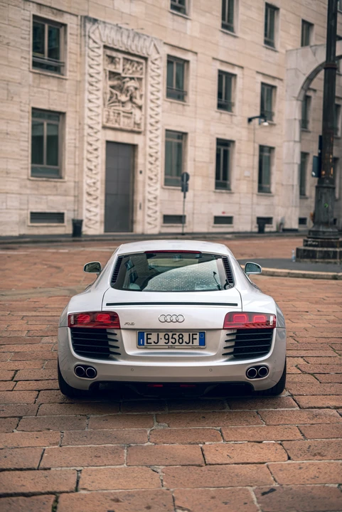 2011 Audi 42 R8 - Image 30 of 31