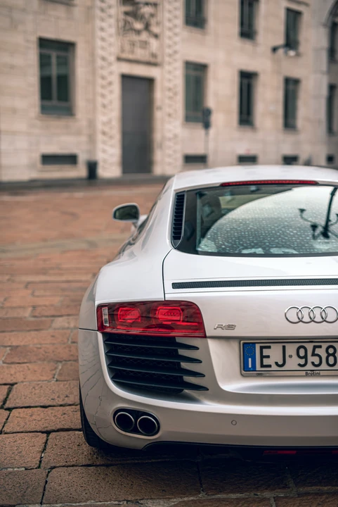 2011 Audi 42 R8 - Image 31 of 31