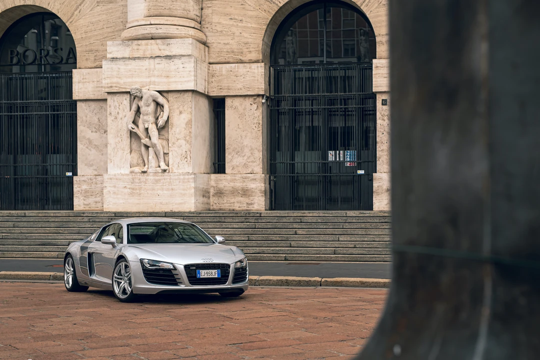 2011 Audi 42 R8 - Image 15 of 31