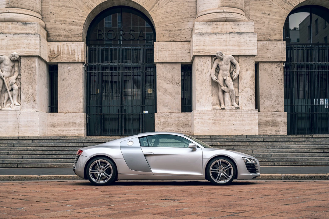 2011 Audi 42 R8 - Image 5 of 31