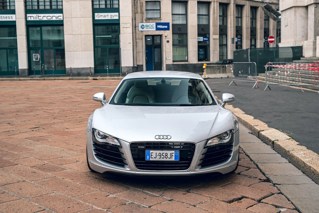 2011 Audi 42 R8 - Image 17 of 31