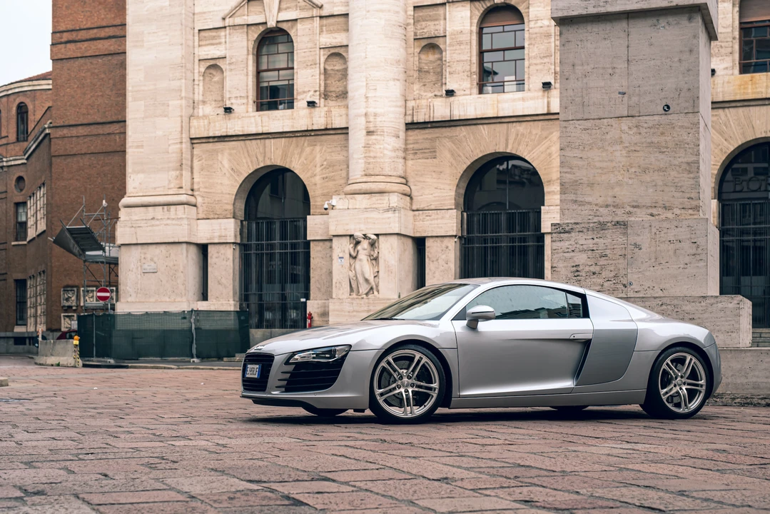 2011 Audi 42 R8 - Image 22 of 31