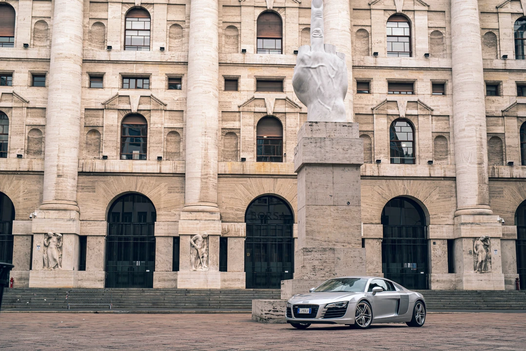 2011 Audi 42 R8 - Image 24 of 31