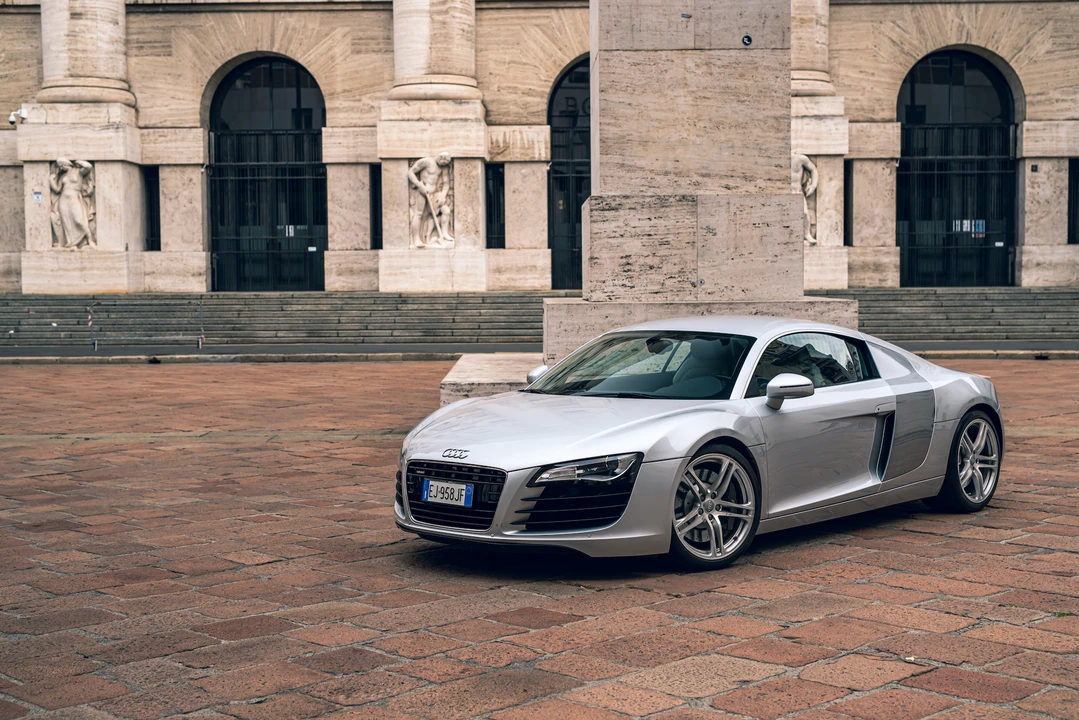 2011 Audi 42 R8 - Image 10 of 31