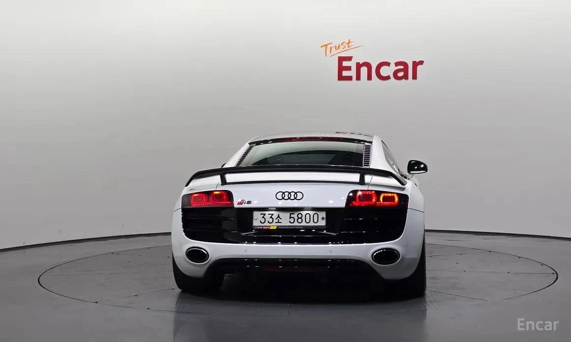 2011 Audi 42 R8 - Image 16 of 19