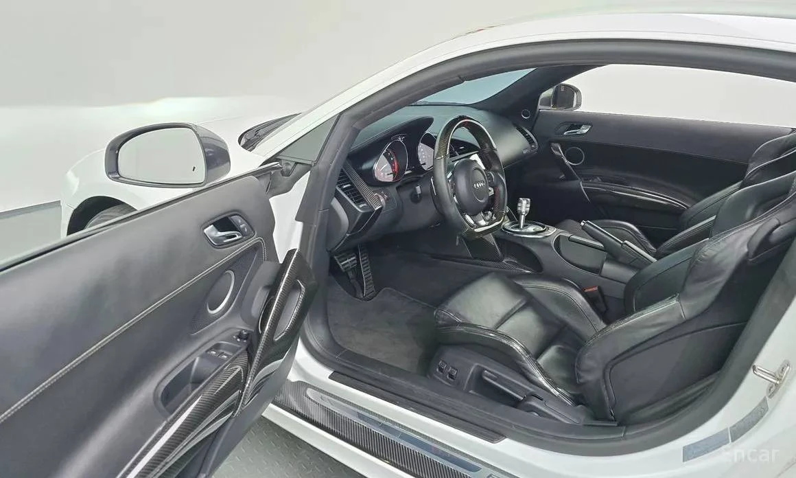2011 Audi 42 R8 - Image 10 of 19