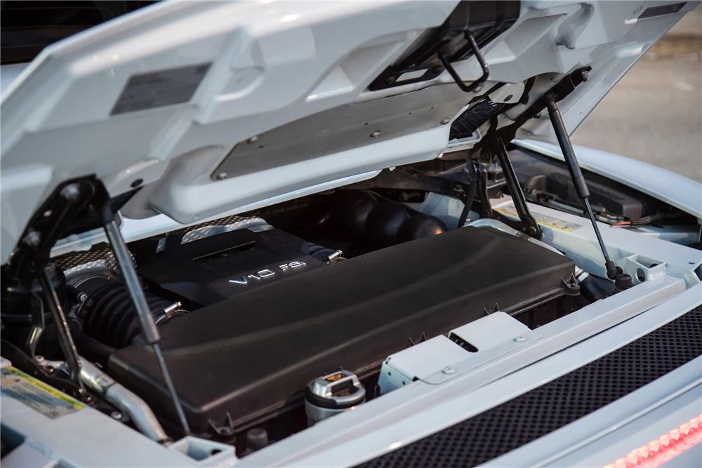 2011 Audi 42 R8 - Image 2 of 4