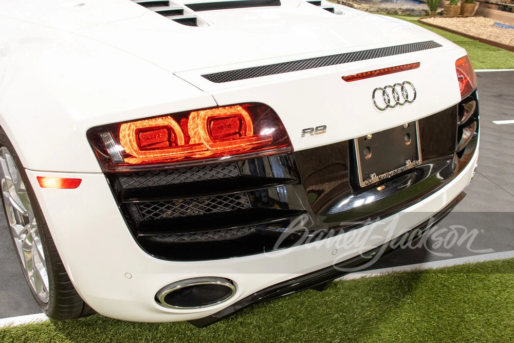 2011 Audi 42 R8 - Image 12 of 22
