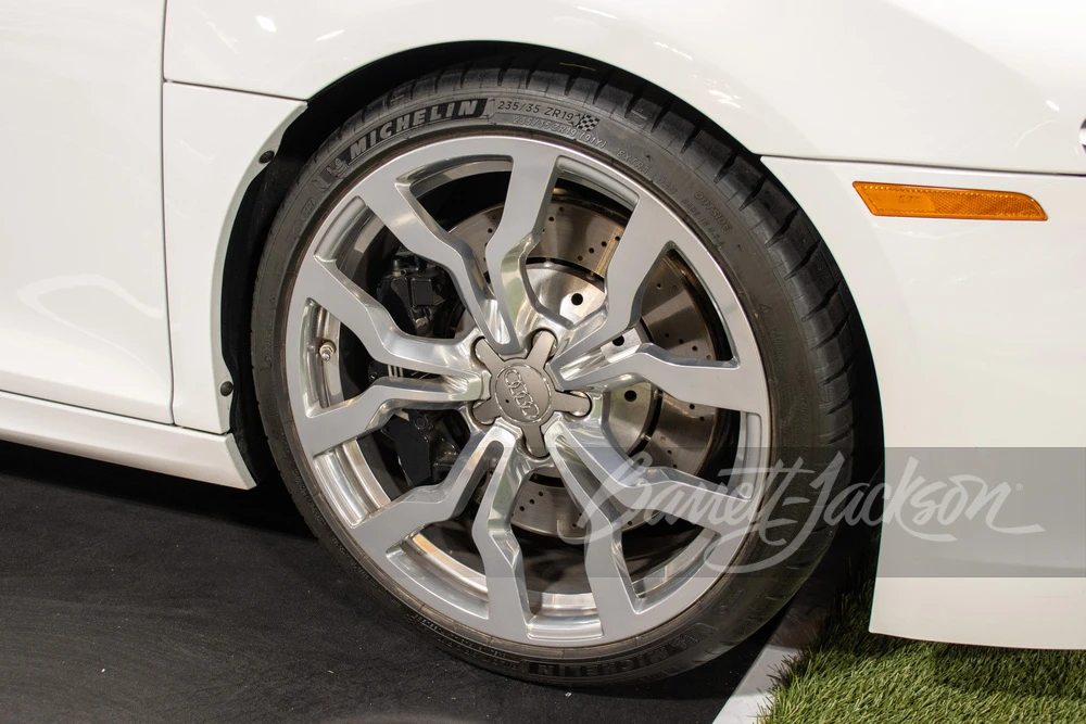 2011 Audi 42 R8 - Image 16 of 22