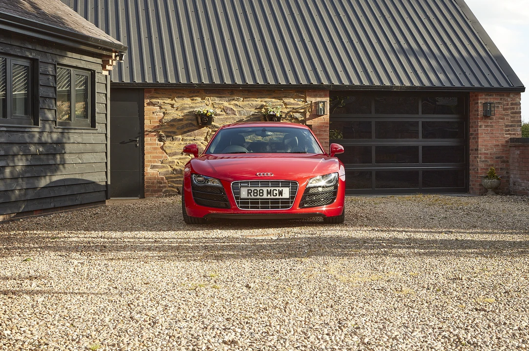 2011 Audi 42 R8 - Image 7 of 31
