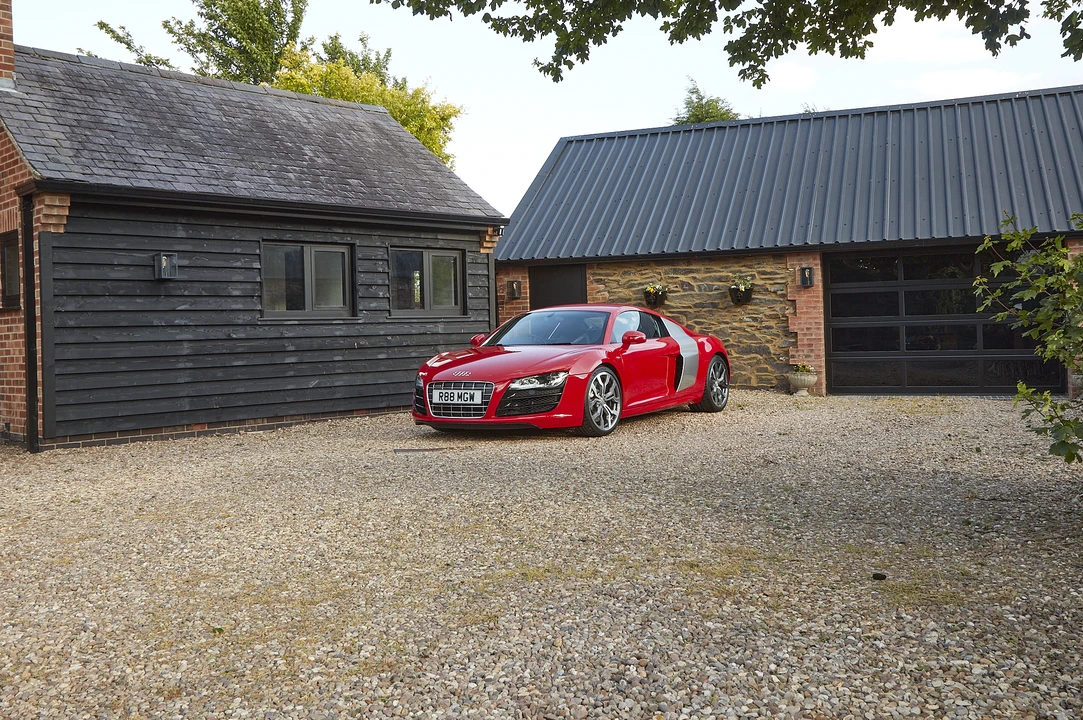 2011 Audi 42 R8 - Image 10 of 31