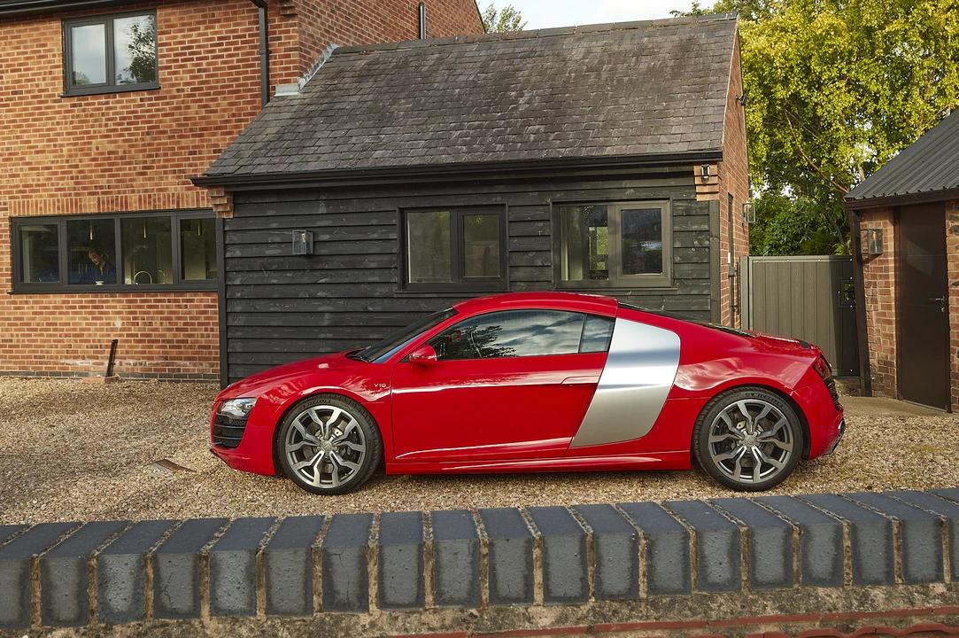 2011 Audi 42 R8 - Image 29 of 31