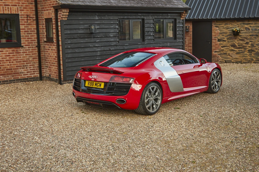 2011 Audi 42 R8 - Image 12 of 31