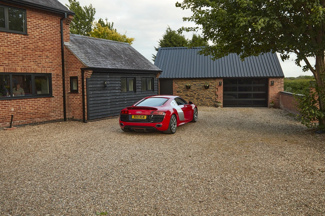 2011 Audi 42 R8 - Image 15 of 31