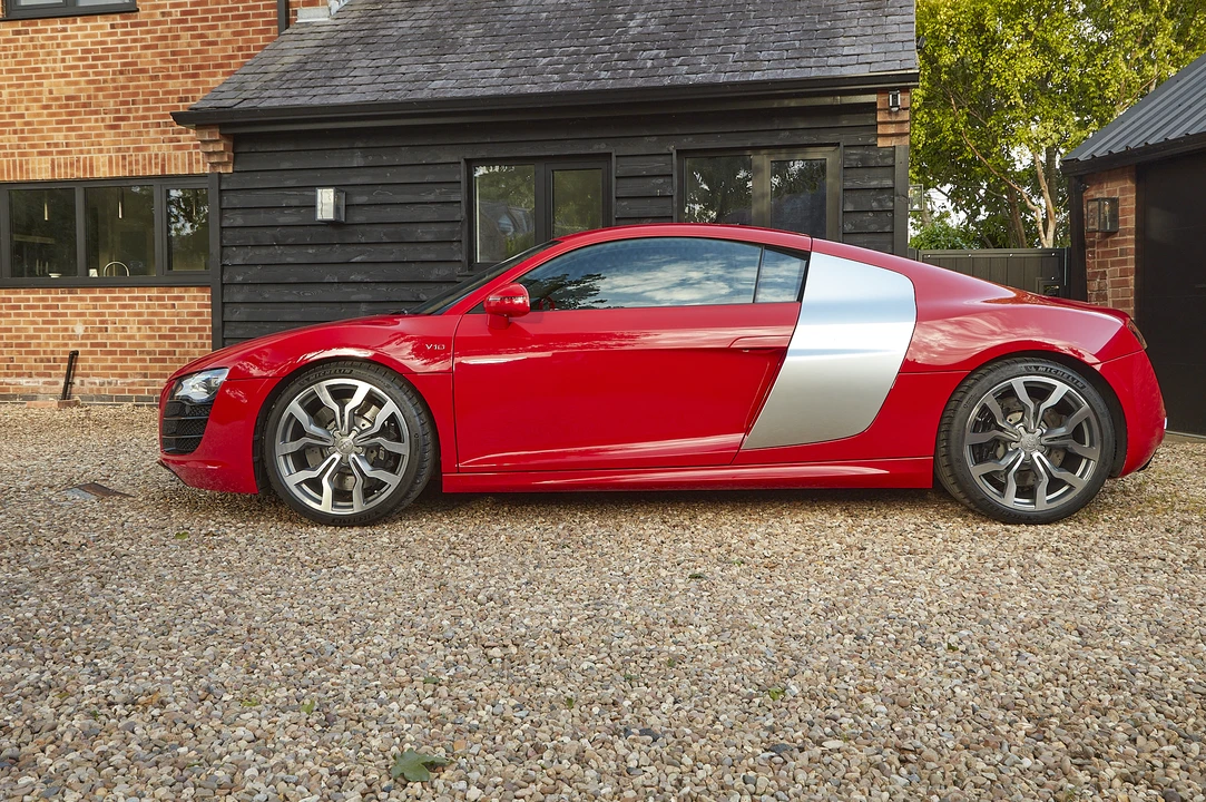 2011 Audi 42 R8 - Image 26 of 31