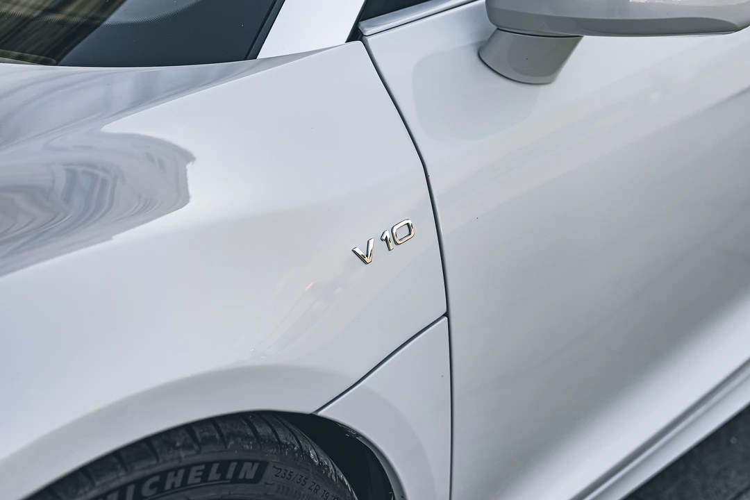 2011 Audi 42 R8 - Image 22 of 31
