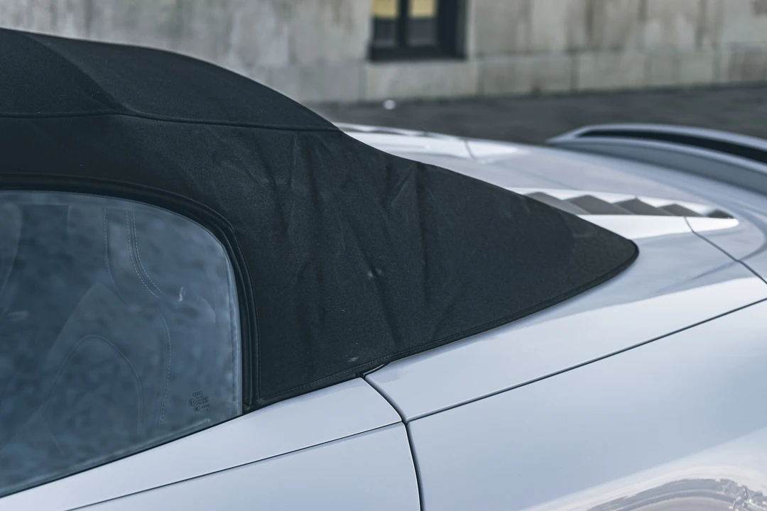 2011 Audi 42 R8 - Image 26 of 31