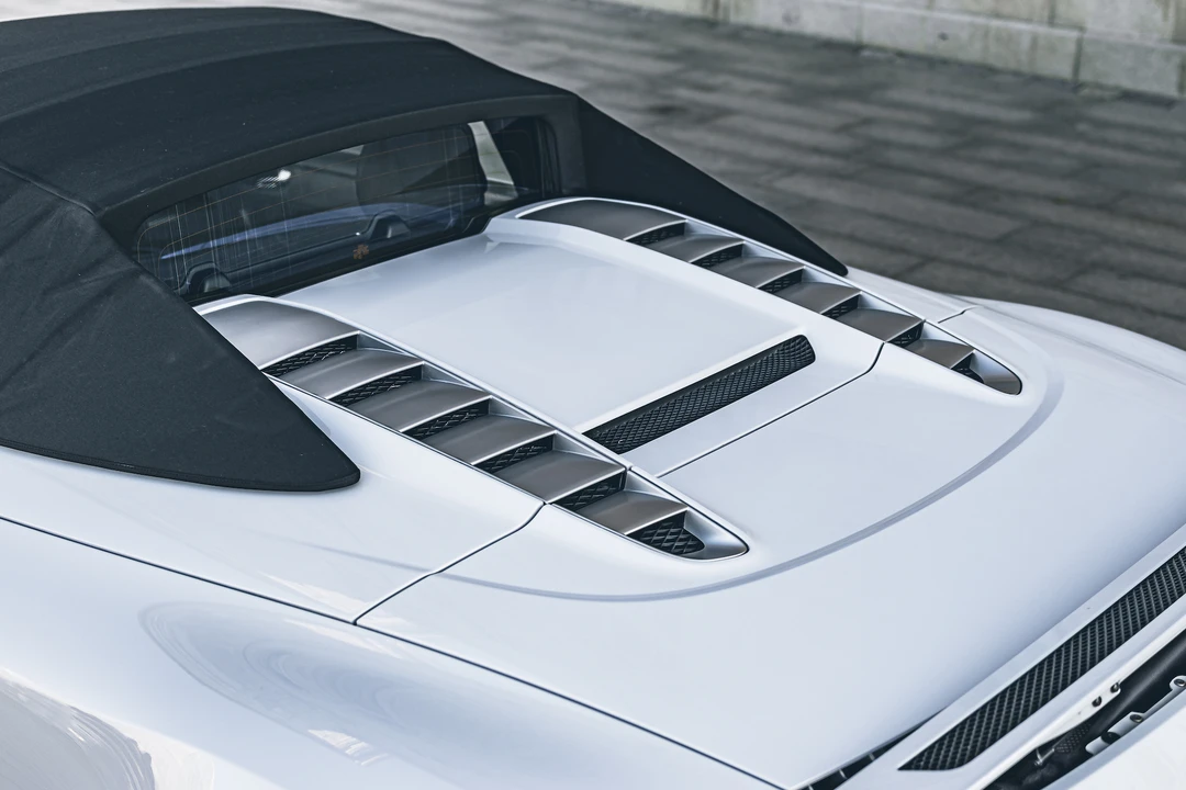 2011 Audi 42 R8 - Image 28 of 31