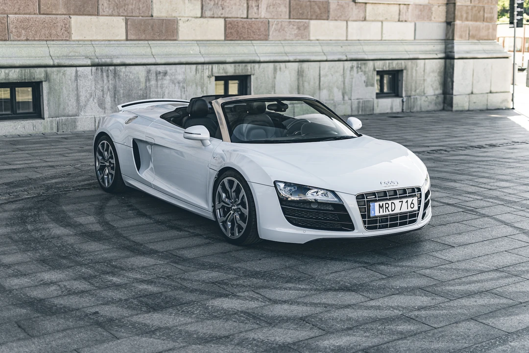 2011 Audi 42 R8 - Image 10 of 31