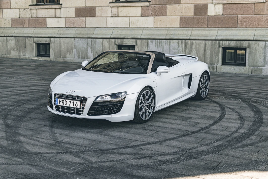 2011 Audi 42 R8 - Image 4 of 31