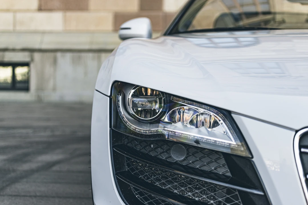 2011 Audi 42 R8 - Image 14 of 31